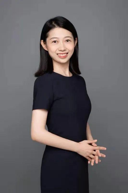 基金经理燕楠，投资领域的领航者 基金经理燕楠