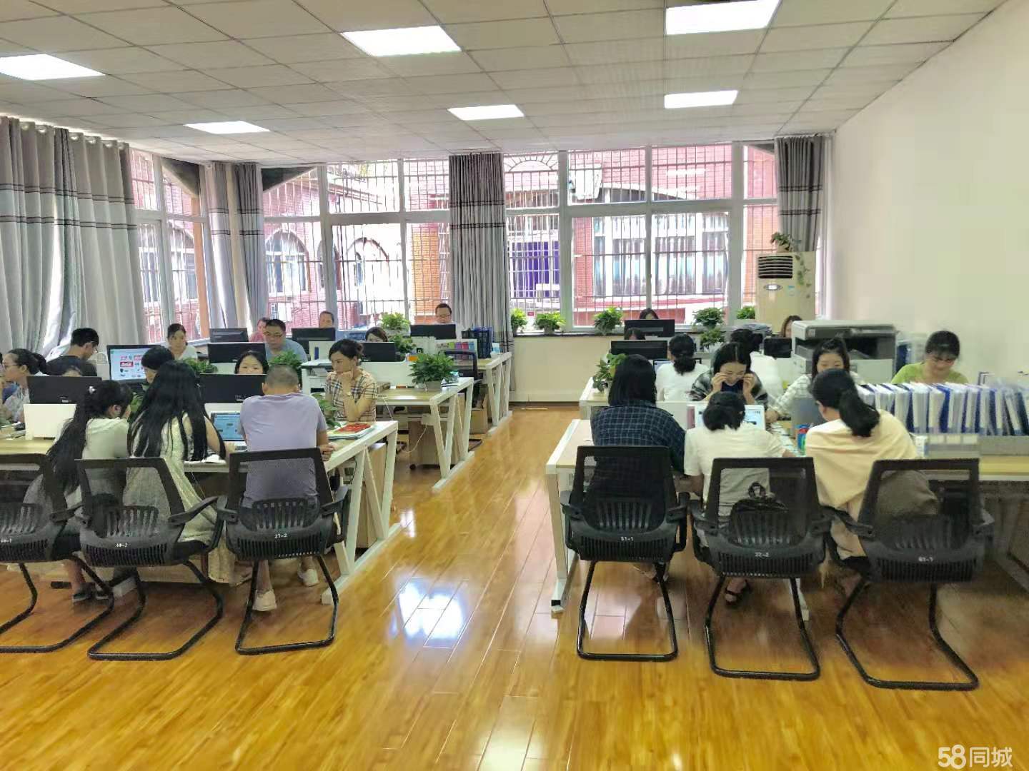 重庆綦江理财公司服务热线 重庆綦江理财公司电话多少