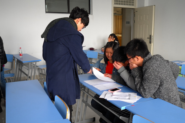 职业学校成立理财小组的探索与实践 职业学校成立理财小组