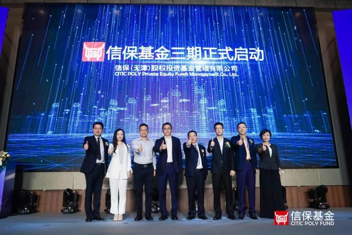 持有中国股票基金的人，全球视角下的投资机遇与挑战 持有中国股票基金的人